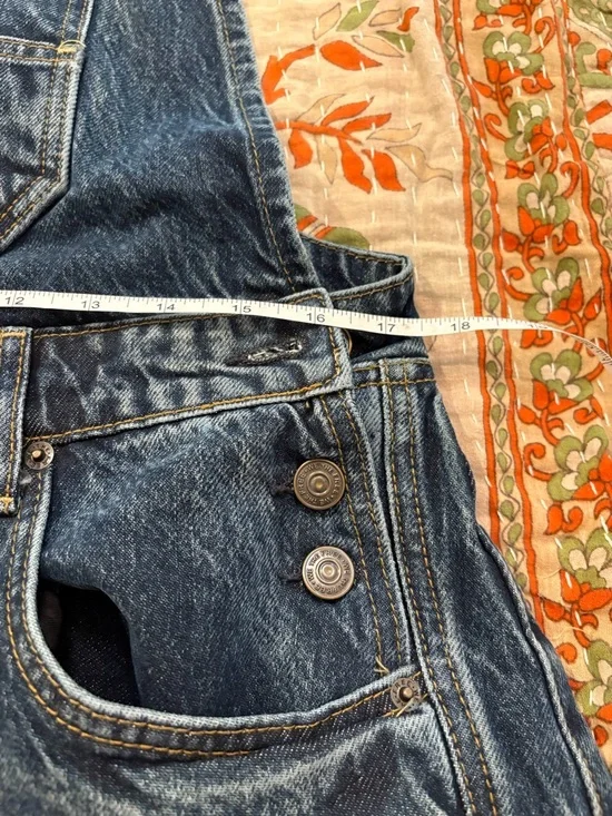 We The Free Good Luck Barrel Overalls in Medium - Picture 4 of 9